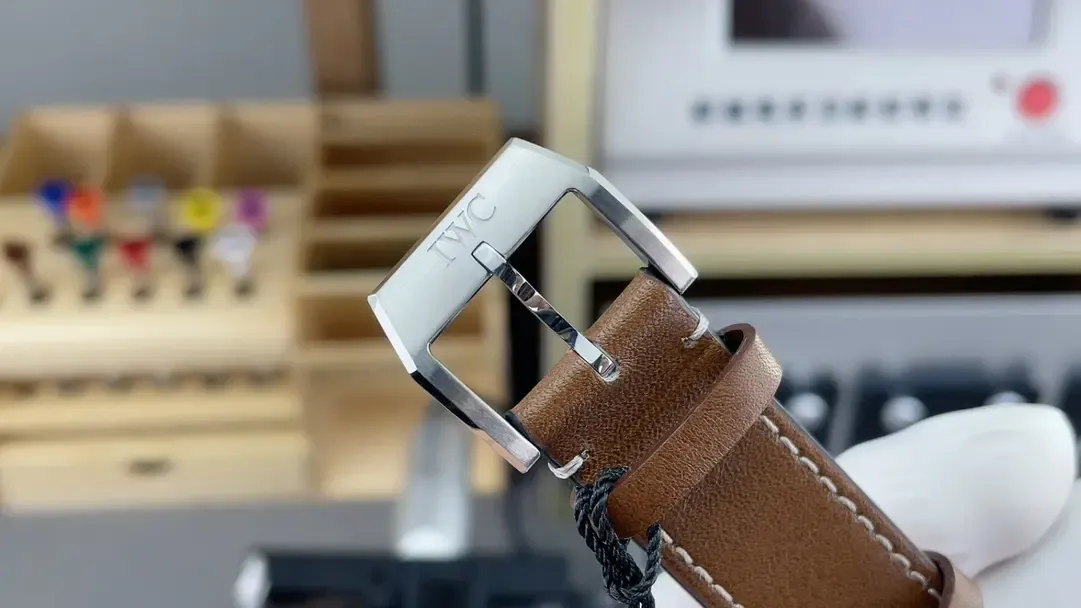 选购指南！ZF厂复刻万国飞行员3777表做得好吗？61秒读懂！