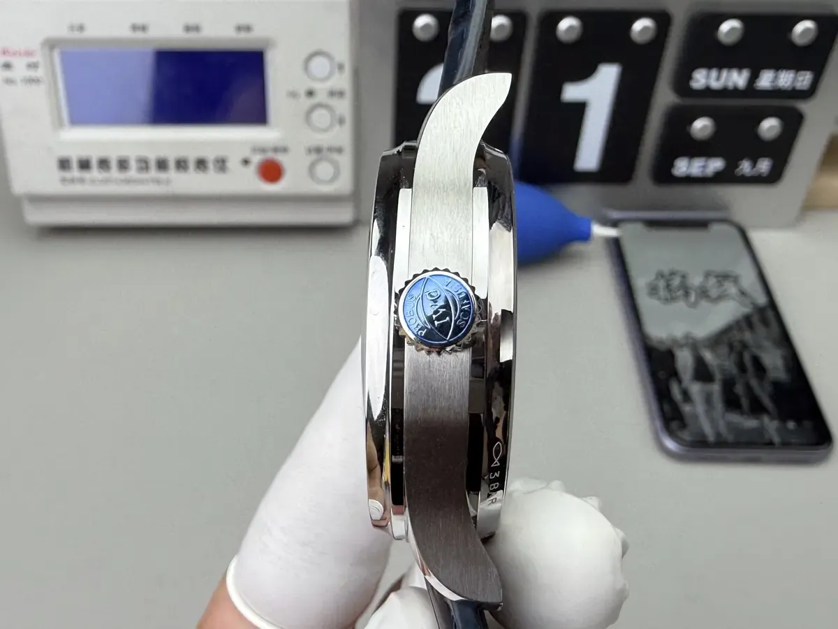 复刻表商绝不说的秘密：ZF厂葡七V5版VS正品对比