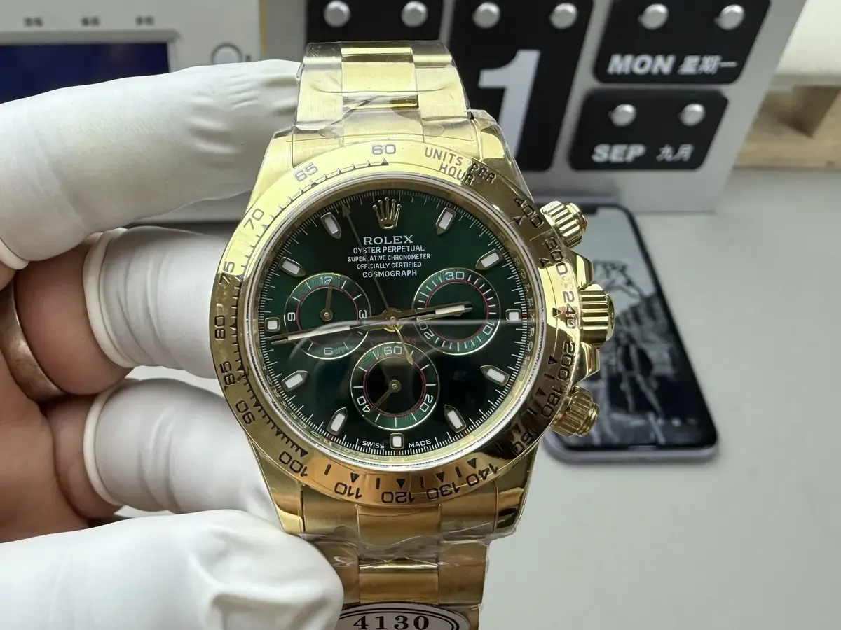 C厂绿金迪重量揭秘：与正品的差距与细节还原