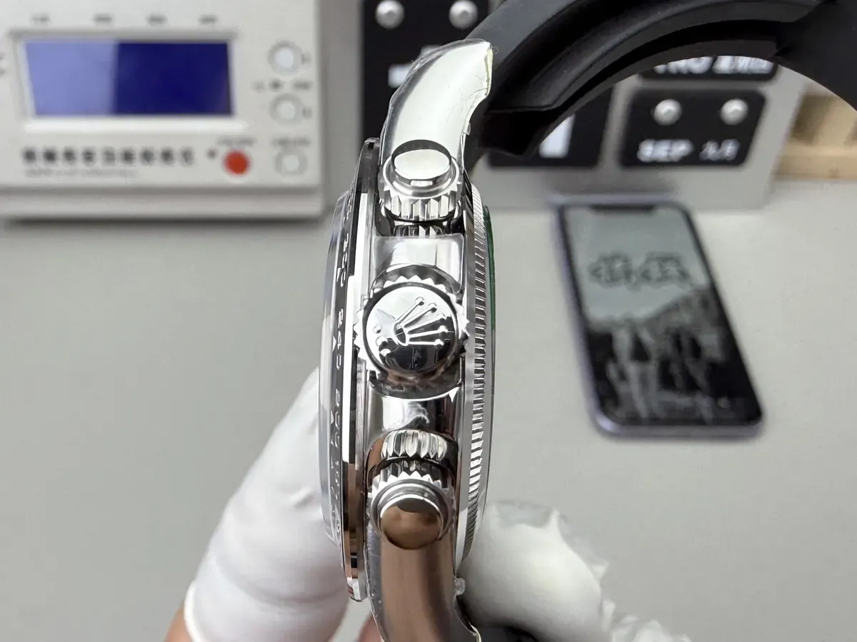 VS厂迪通拿评测：走时日差仅 ±5 秒，60小时动储，超值！