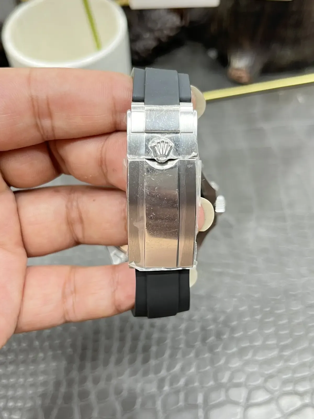 VS厂劳力士白金游艇，如何辨别3235机芯的真伪