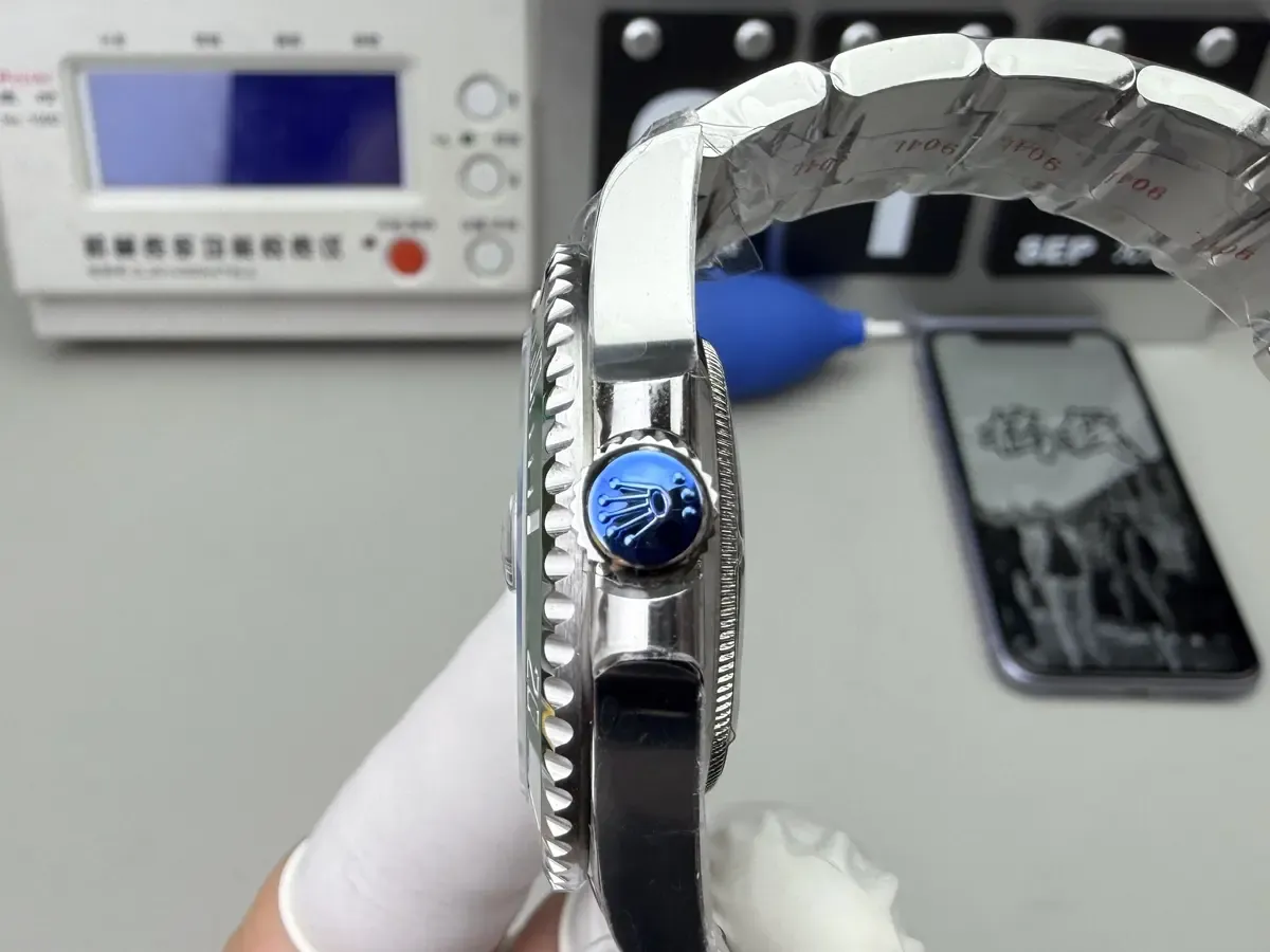 C厂绿水鬼与黑水鬼41尺寸腕表深度评测