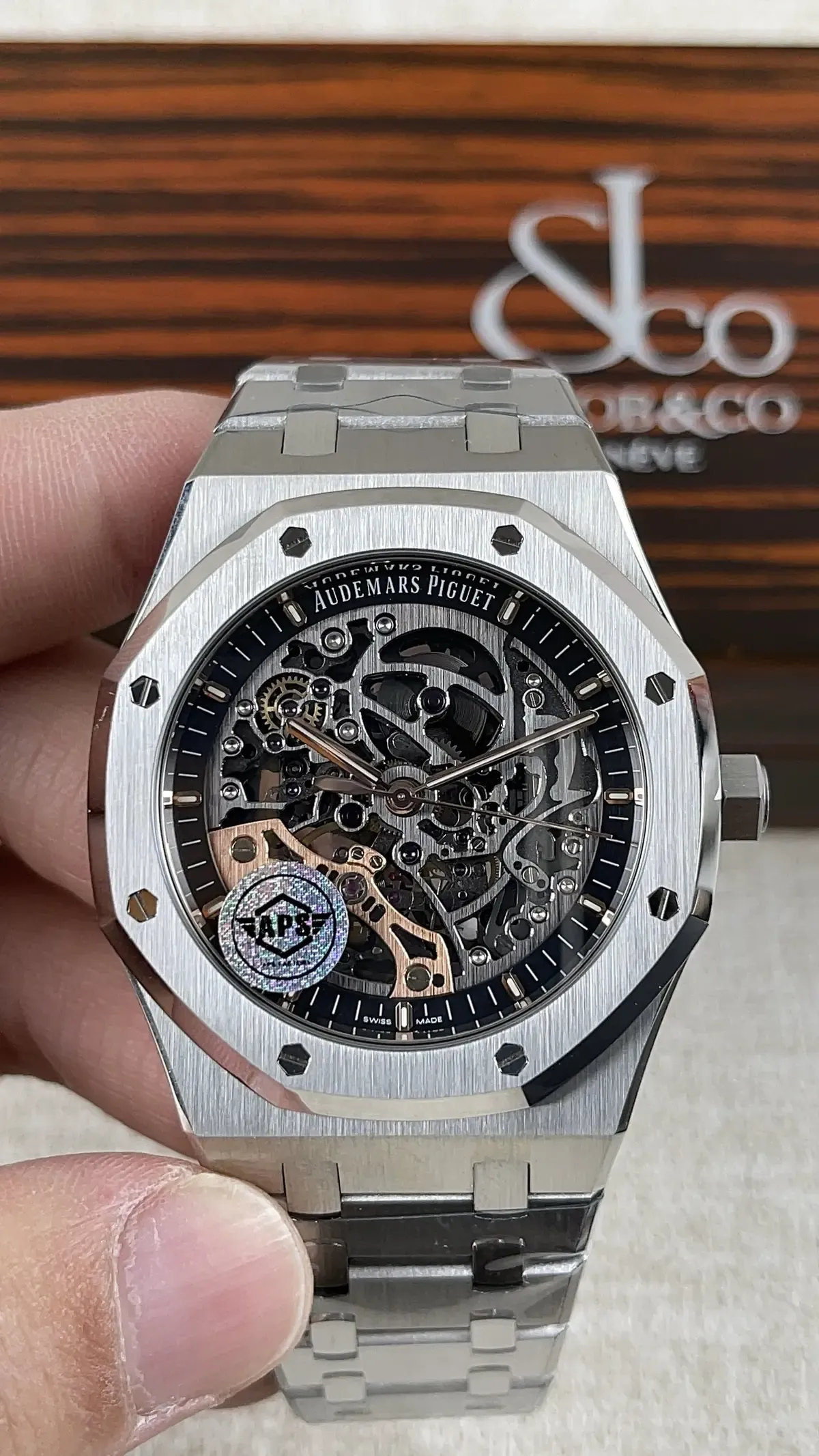 APS厂爱彼15407复刻表深度评测：破绽与亮点