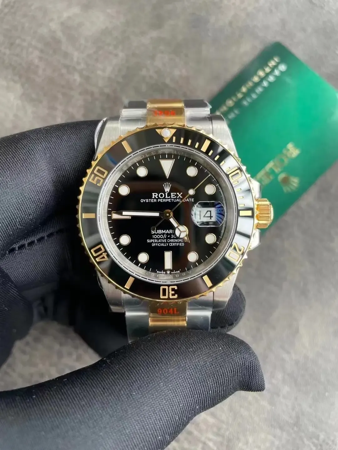 VS厂劳力士间金黑水鬼41mm，如何辨别真伪？