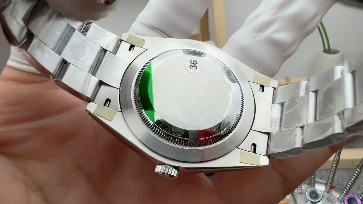 买日志型复刻别踩坑！教你一眼识别VS厂恒动真假