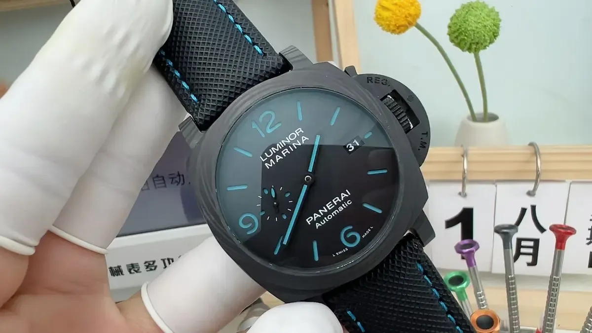 碳纤维复刻天花板！VS厂沛纳海1661机芯/重量/夜光全解析