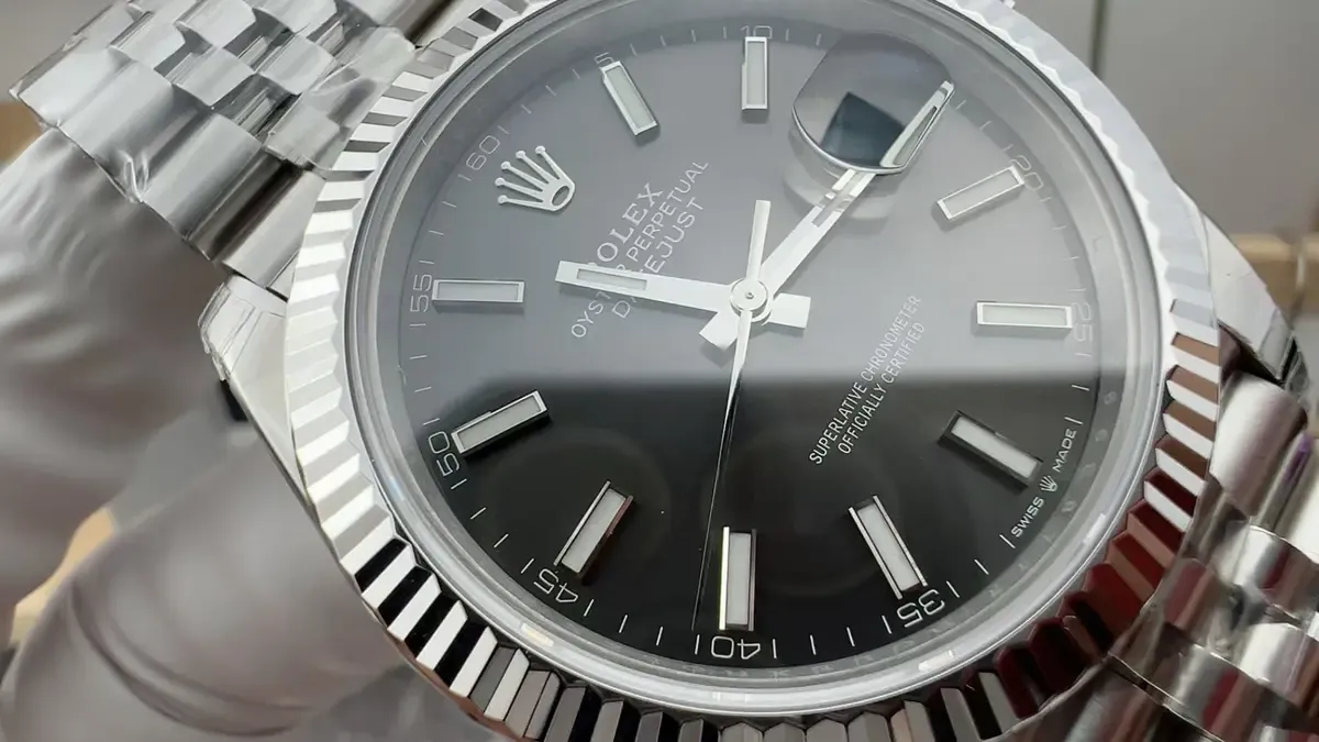 如何辨别真假VS厂劳力士灰日志？一招教你识破
