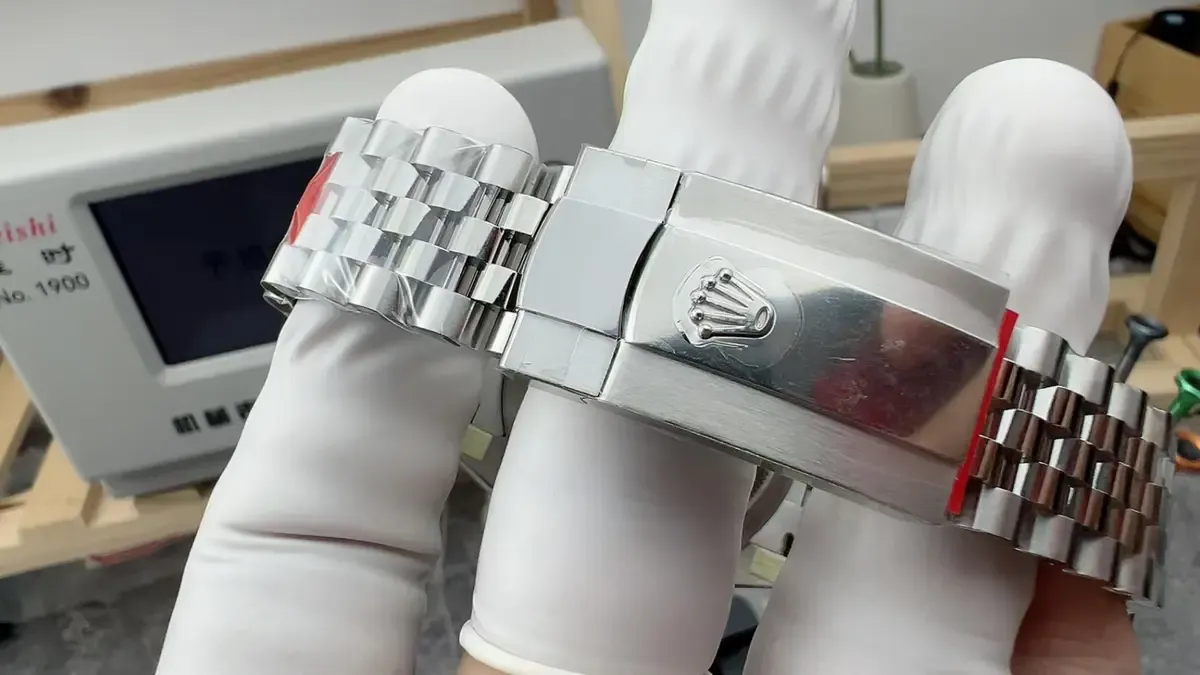 如何辨别真假VS厂劳力士灰日志？一招教你识破