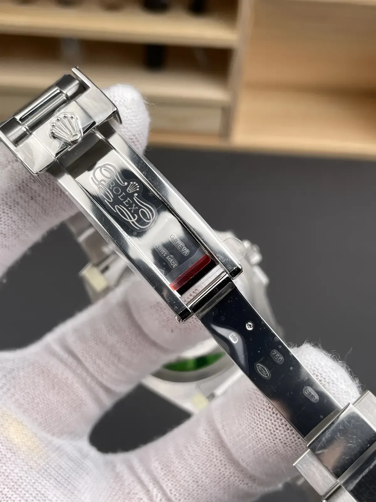 VS厂劳力士蓝水鬼全网首测：细节狂魔，上手真香