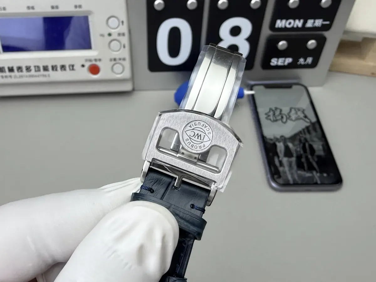 揭秘ZF厂葡七V5：细节还原度超高，连行家都难辨真假