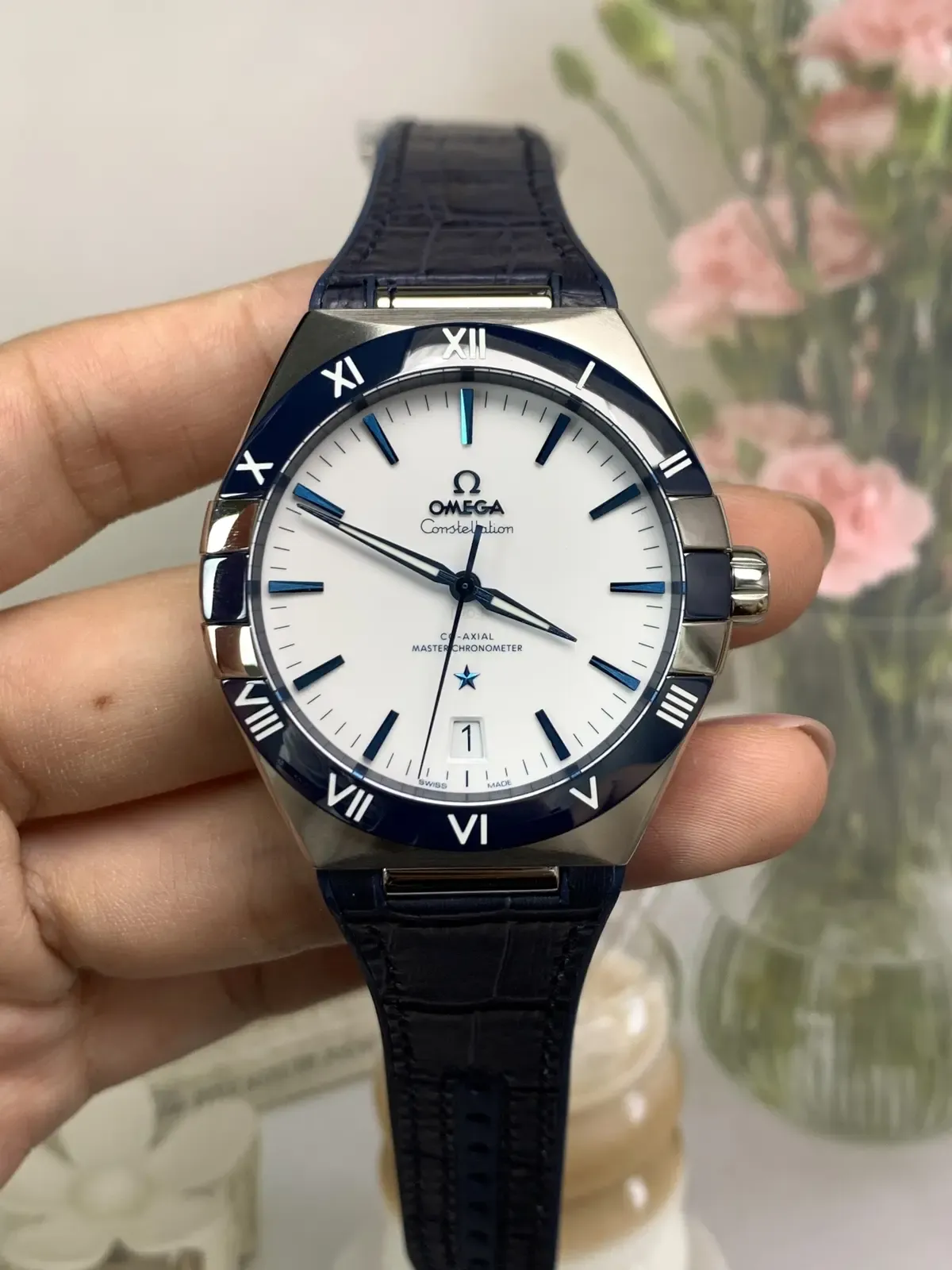 VS厂欧米茄星座，丹东8900机芯的细节对比