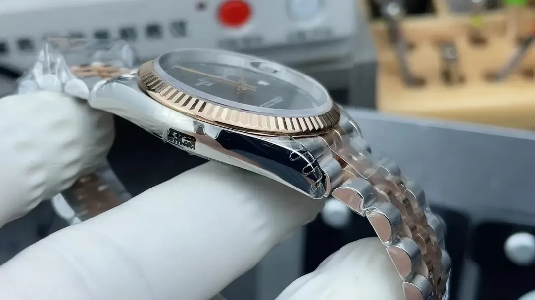 VS厂劳力士日志间金绿萝：细节评测与品质解析