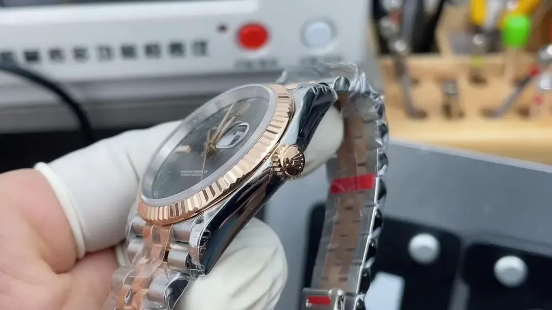 VS厂劳力士日志间金绿萝：细节评测与品质解析