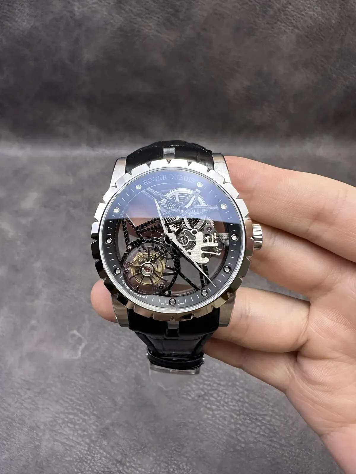 BBR罗杰杜彼陀飞轮V3版炸裂升级：98%还原度，一眼辨真假！