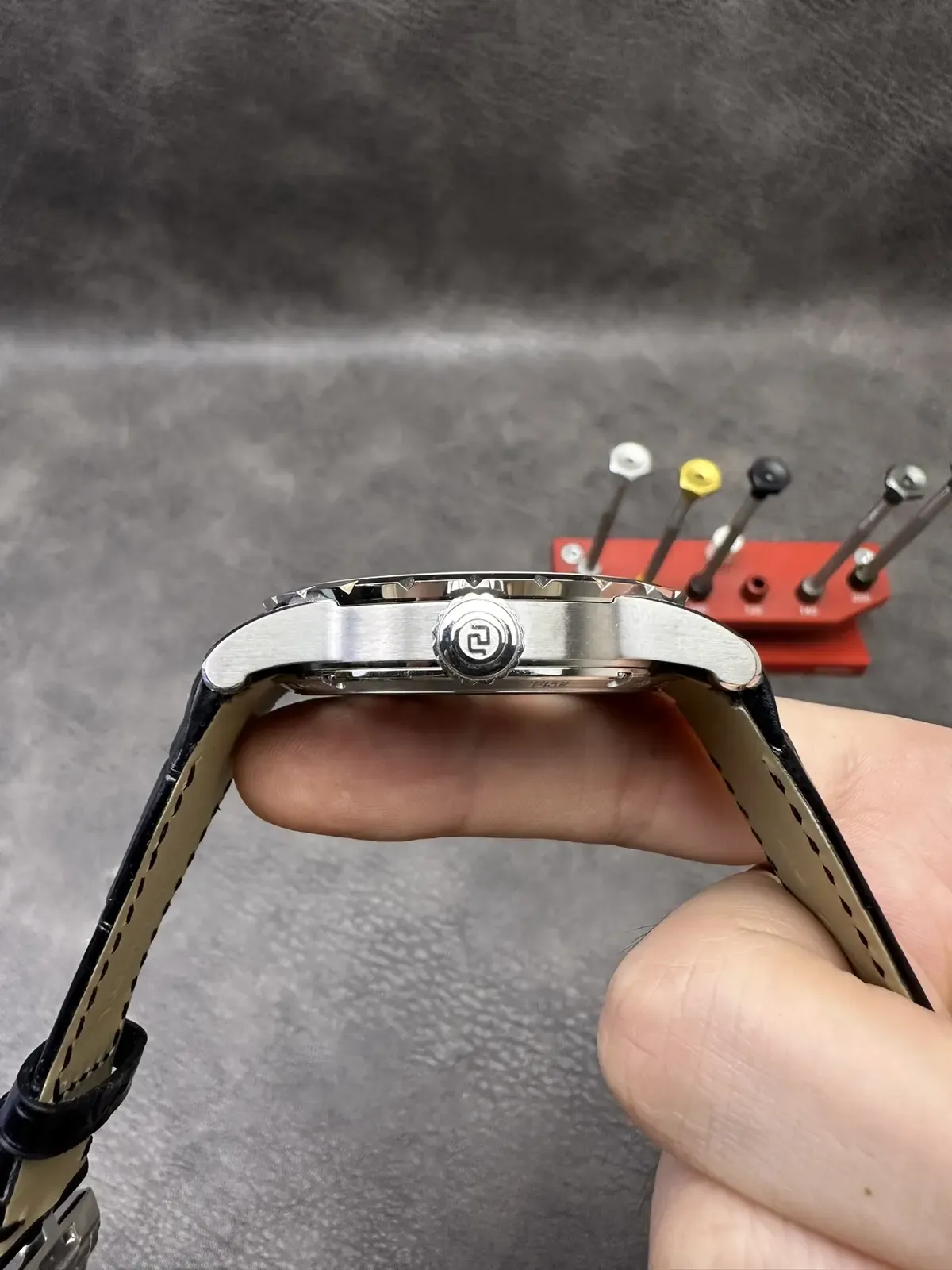 BBR罗杰杜彼陀飞轮V3版炸裂升级：98%还原度，一眼辨真假！