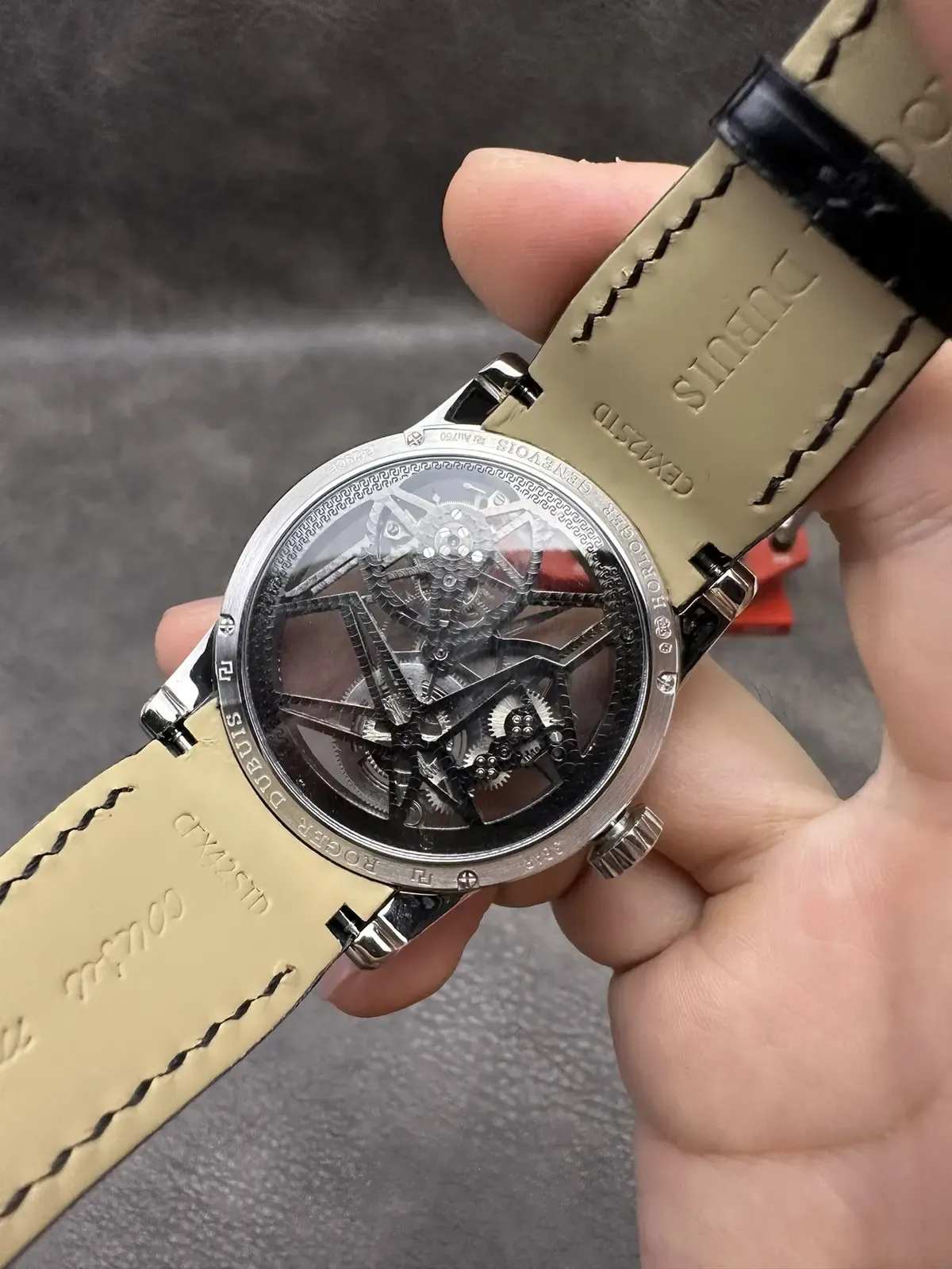 BBR罗杰杜彼陀飞轮V3版炸裂升级：98%还原度，一眼辨真假！