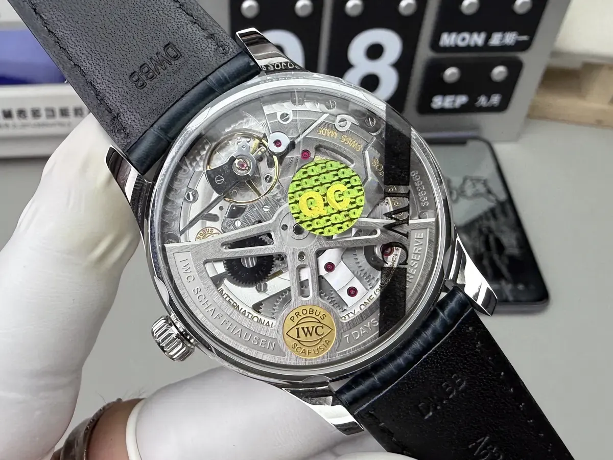 ZF万国葡七复刻表值不值得买？看完这篇你就懂了！