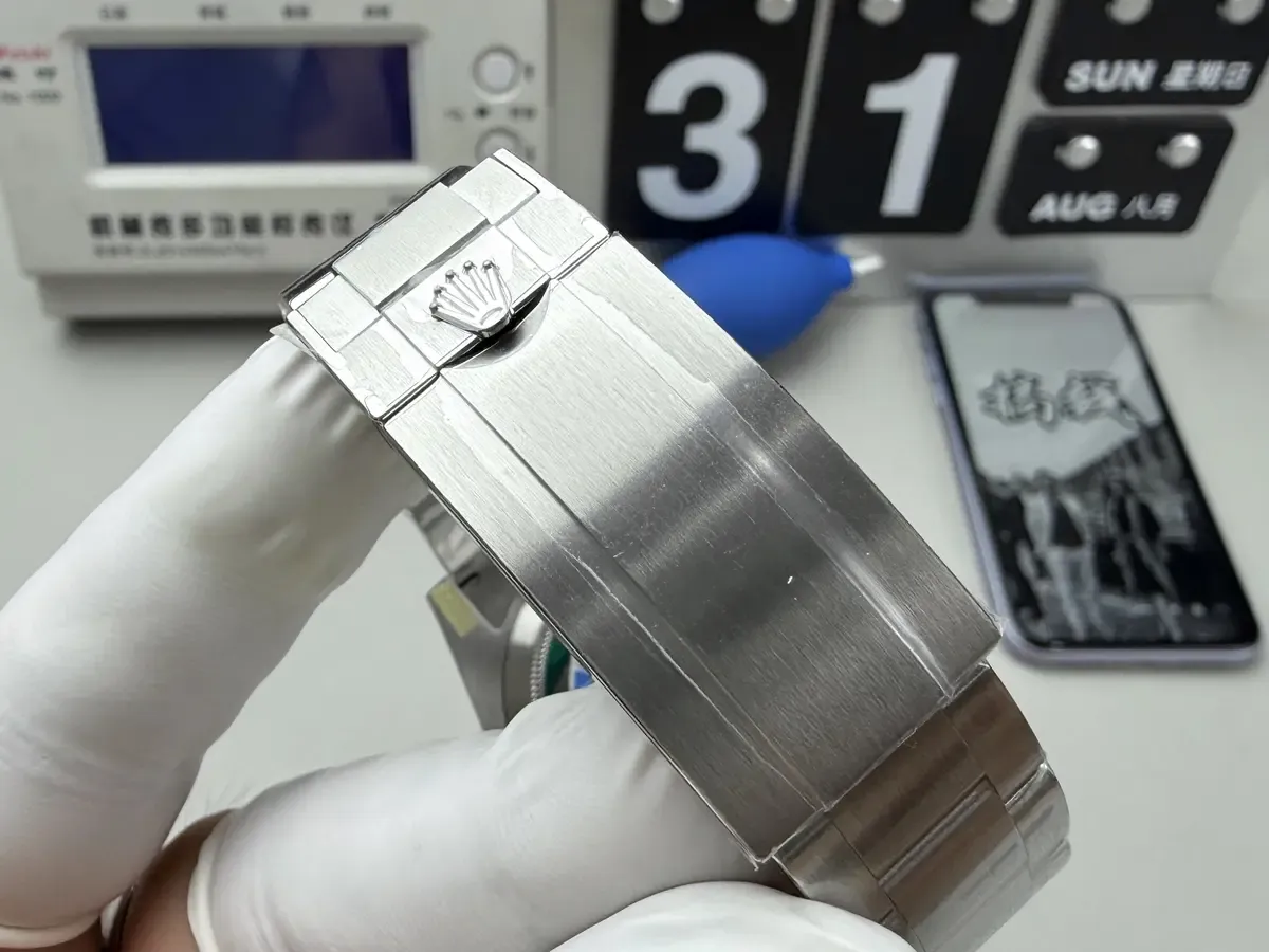 10秒识破C厂绿水鬼真假！手把手教你避坑，别再花冤枉钱