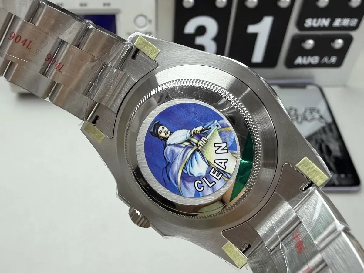 一眼辨别谁更好！C厂三代绿水鬼对比VS厂，选错直接亏几千