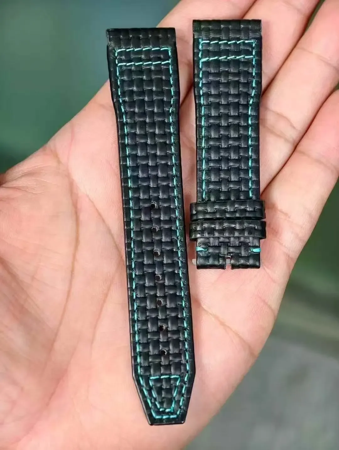 M+厂“马石油绿”马克18上线，42小时动储+降噪机芯真香