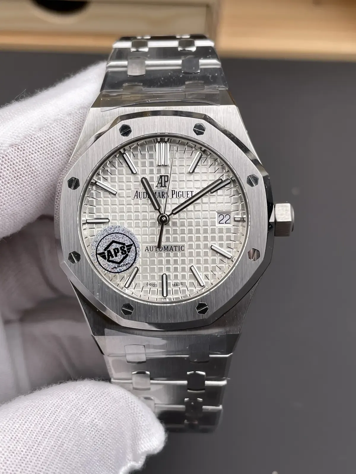 APS爱彼皇家橡树15450：小手腕完美伴侣，评测与选购指南