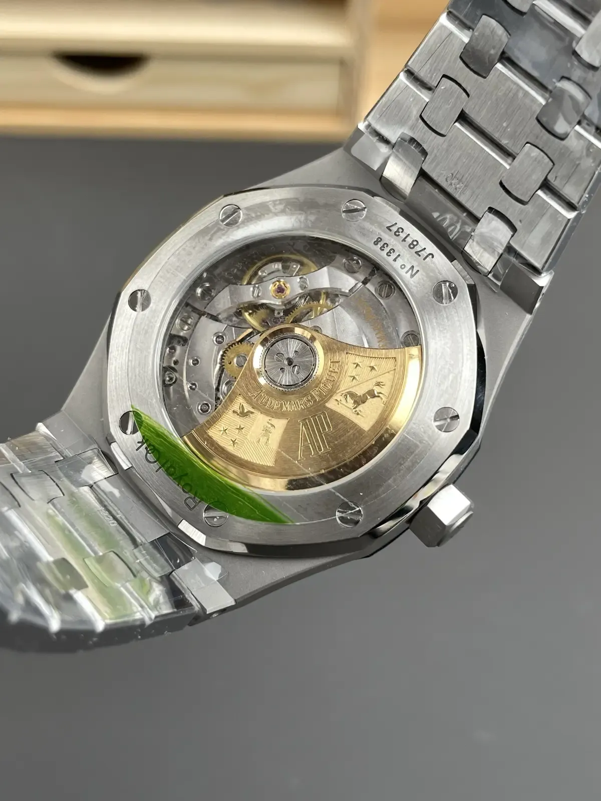 APS爱彼皇家橡树15450：小手腕完美伴侣，评测与选购指南