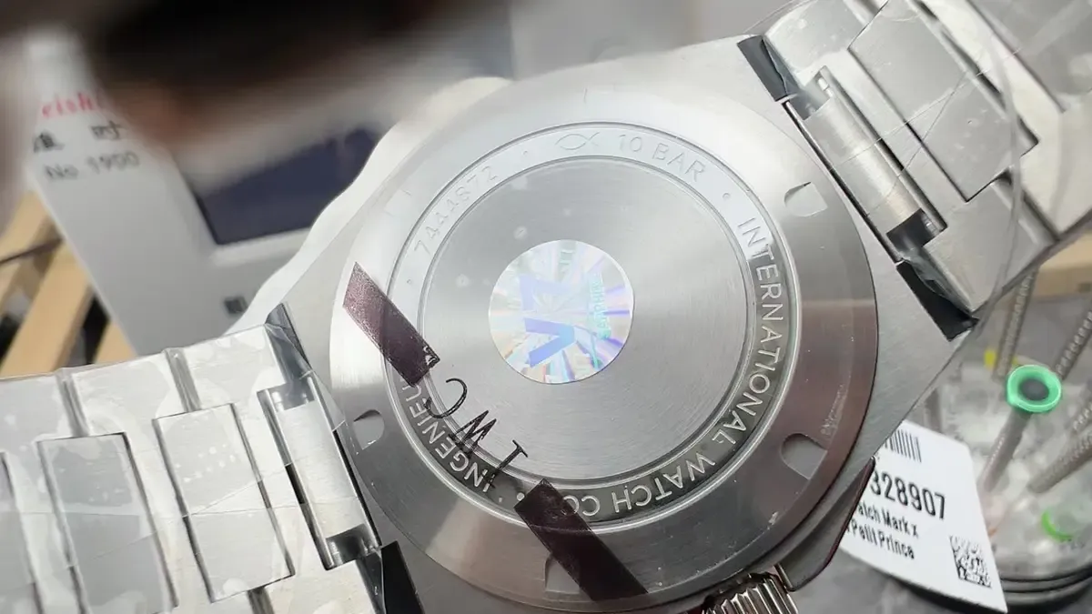 V7厂万国工程师：9分好评，外观机芯对比原版体验