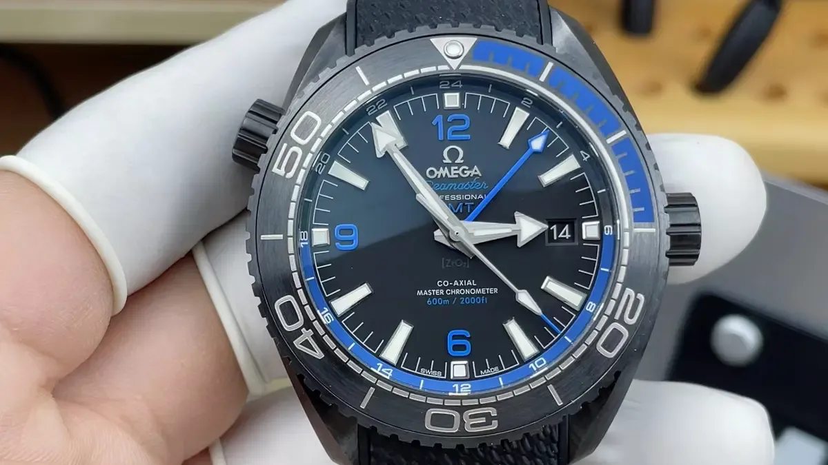 VS厂欧米茄深海之蓝：陶瓷材质与8906一体机芯的完美结合