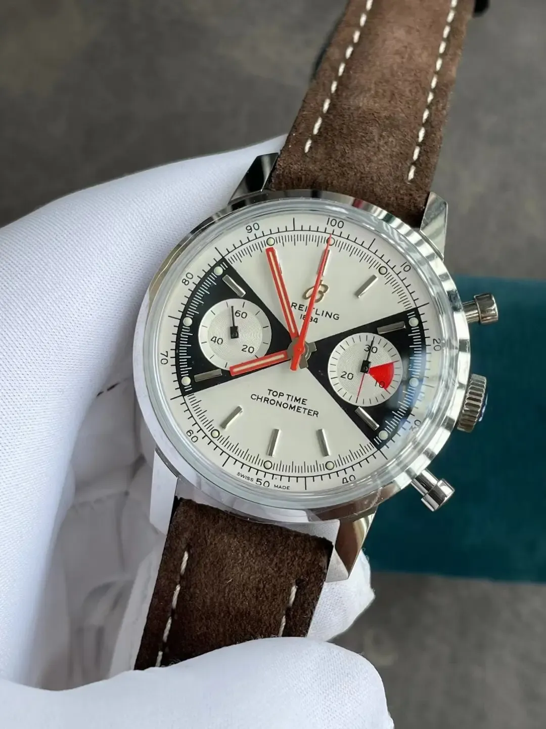 BLS厂百年灵璞雅计时深度评测：究竟强在哪？