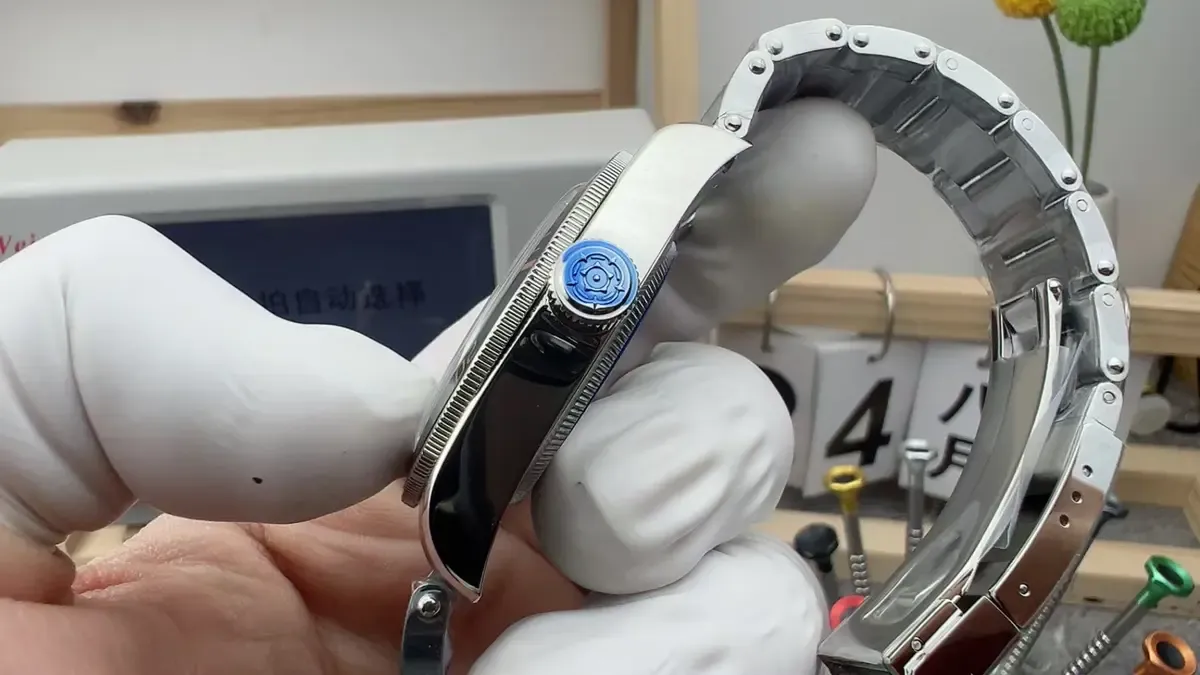 39mm黄金尺寸！ZF厂帝舵碧湾小黑盾复刻表值不值得买？