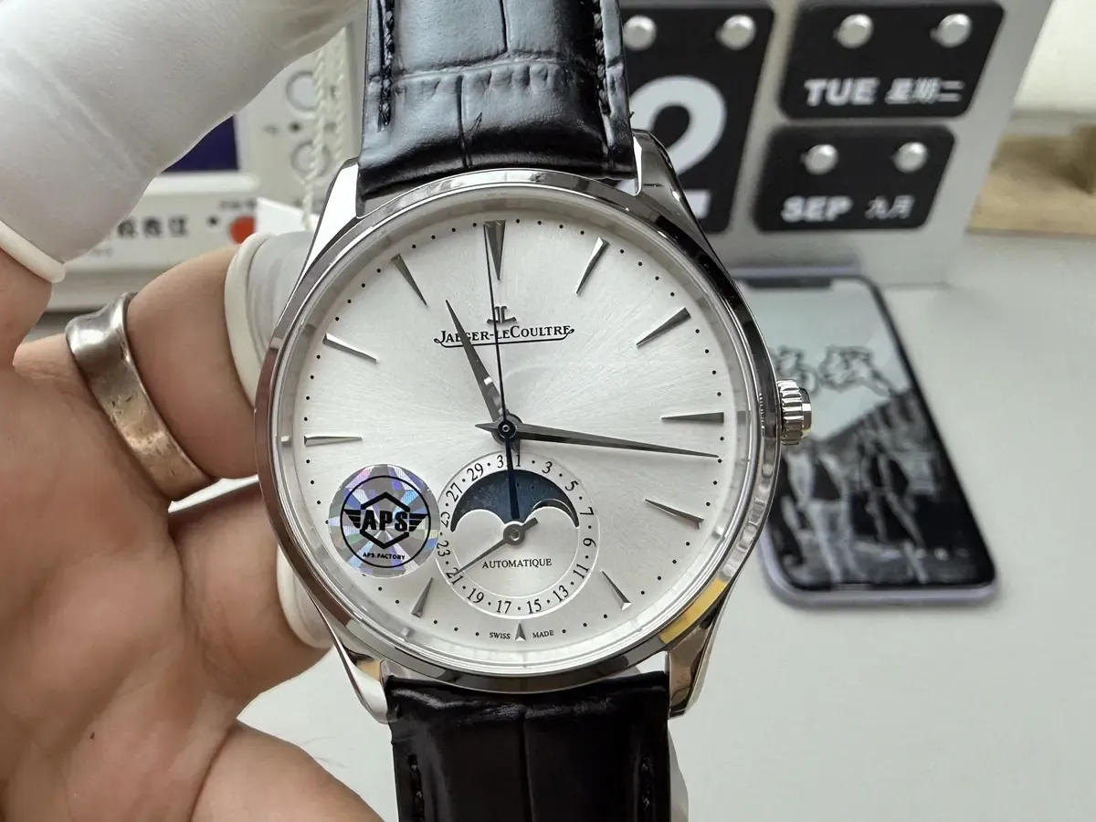 小白避坑指南：三分钟看懂APS厂积家月相大师值不值得买