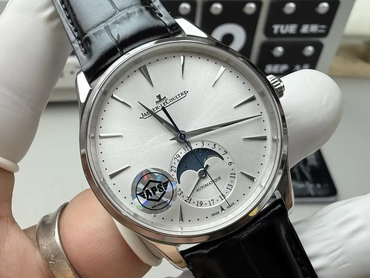 小白避坑指南：三分钟看懂APS厂积家月相大师值不值得买