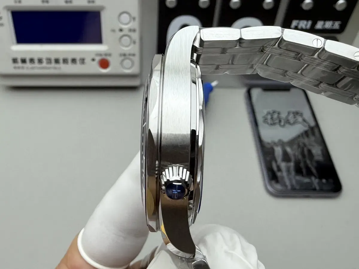 复刻表里程碑：VS厂海马300一体8800机芯零返修真相