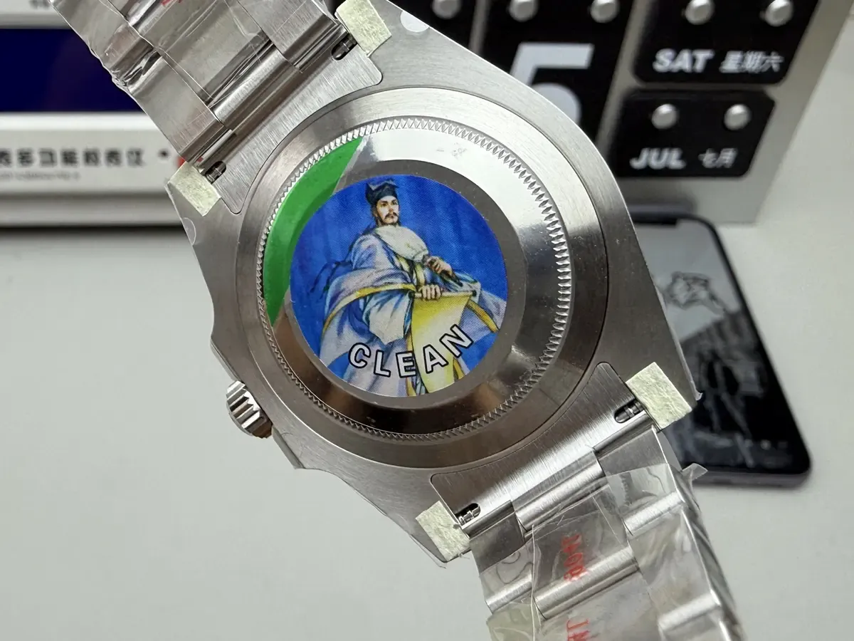 C厂黑水鬼40mm深度体验：复刻圈公认的“天花板”有多顶？