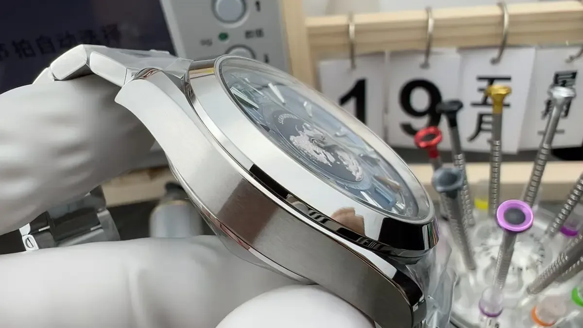 冰蓝夜光+8938机芯，VS厂世界时冰蓝盘究竟稳不稳？