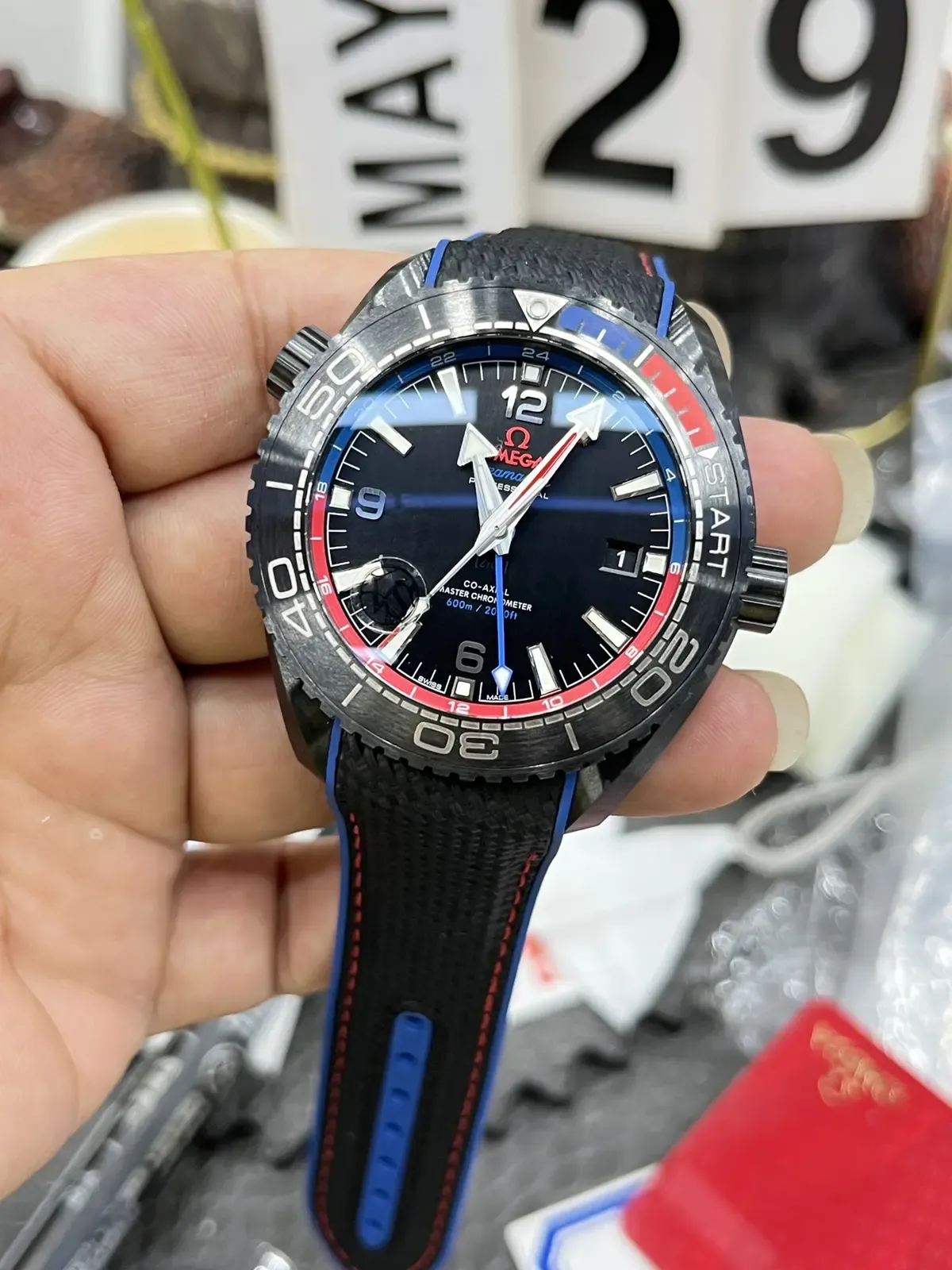 全陶瓷141g！VS厂欧米茄“深海之黑”新西兰酋长版实测