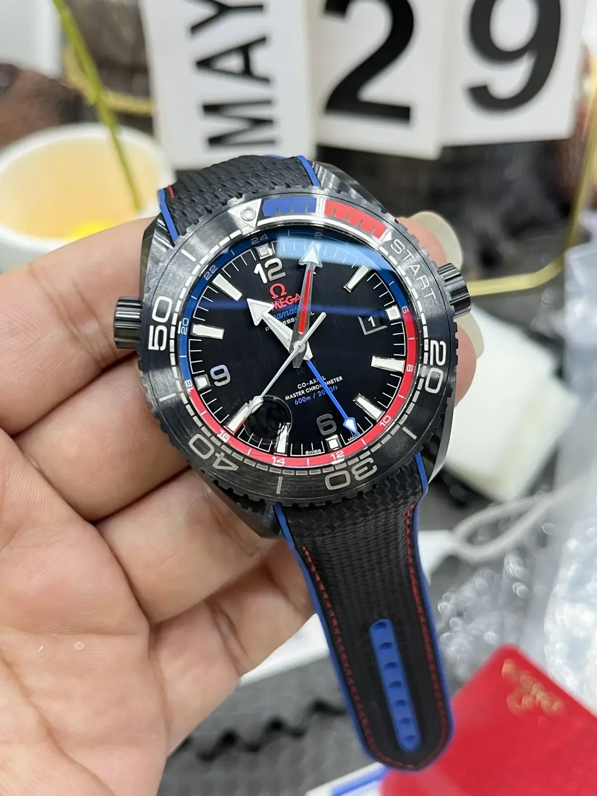 全陶瓷141g！VS厂欧米茄“深海之黑”新西兰酋长版实测