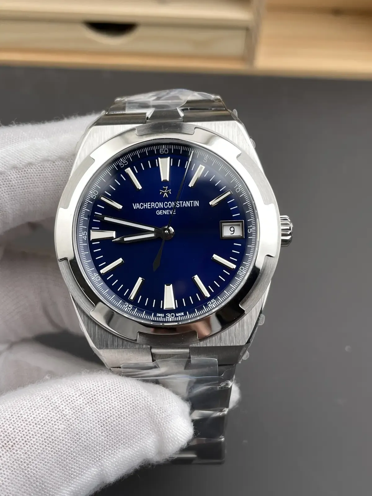 8F厂江诗丹顿纵横四海4500V测评：能否乱真？