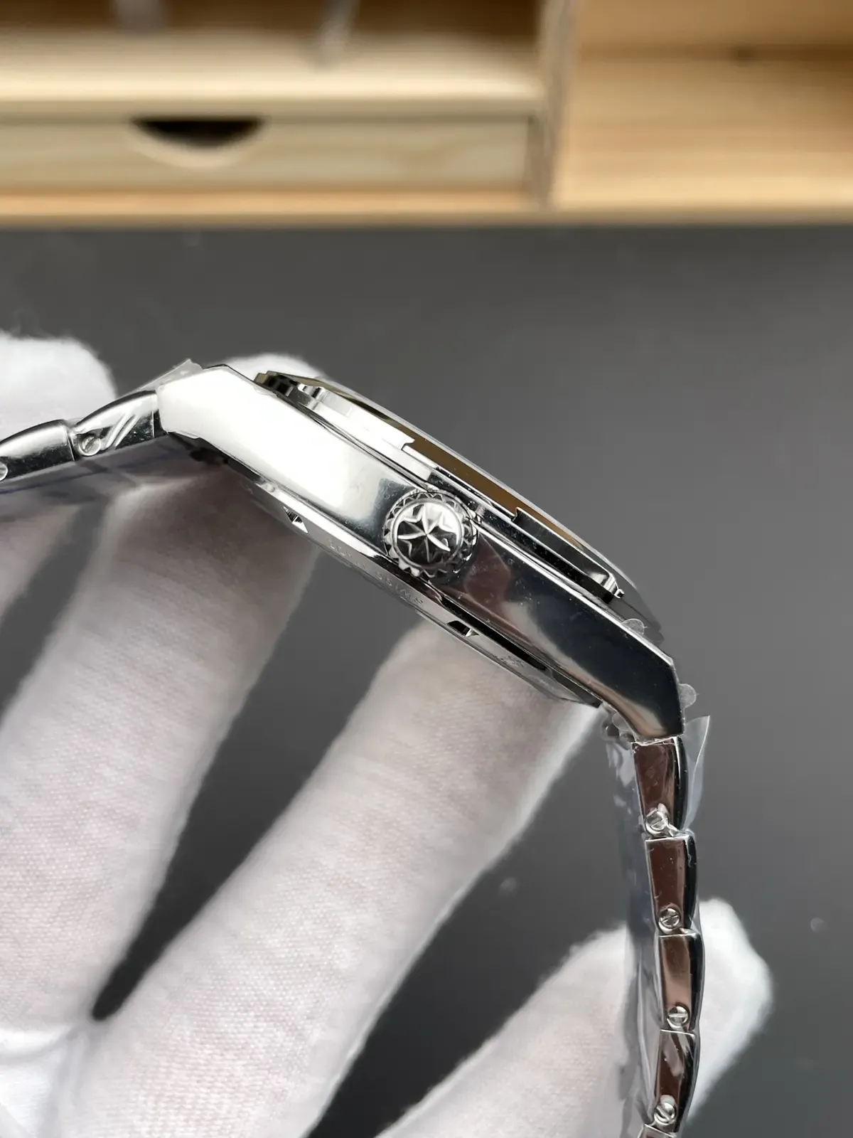 8F厂江诗丹顿纵横四海4500V测评：能否乱真？