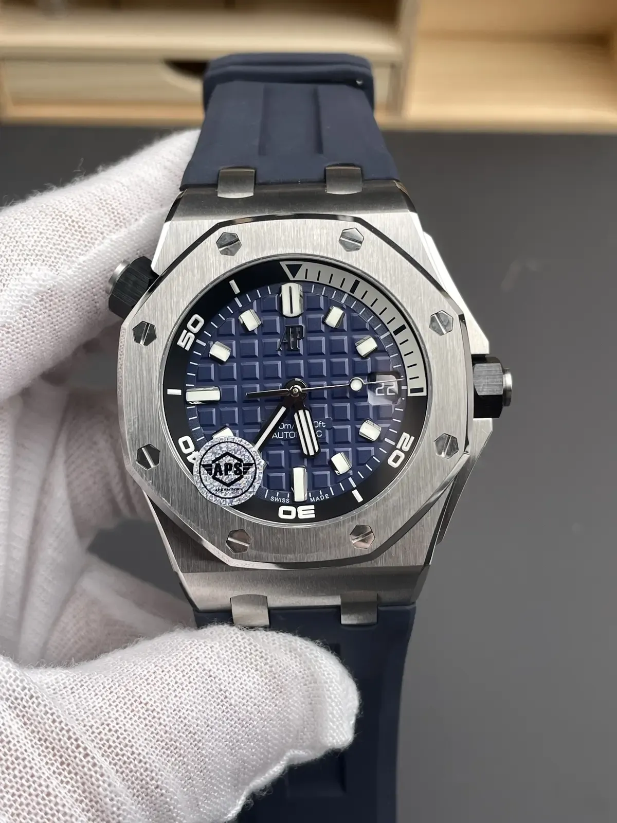 丹东4308一体机芯！APS厂爱彼15720值不值得冲？