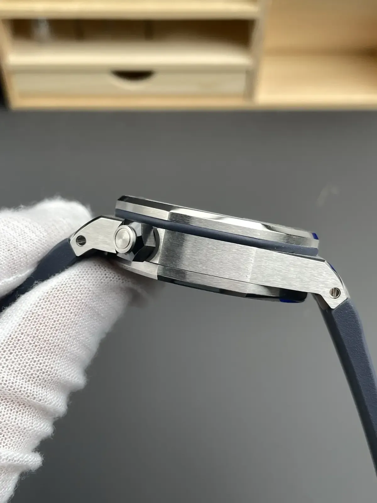 丹东4308一体机芯！APS厂爱彼15720值不值得冲？