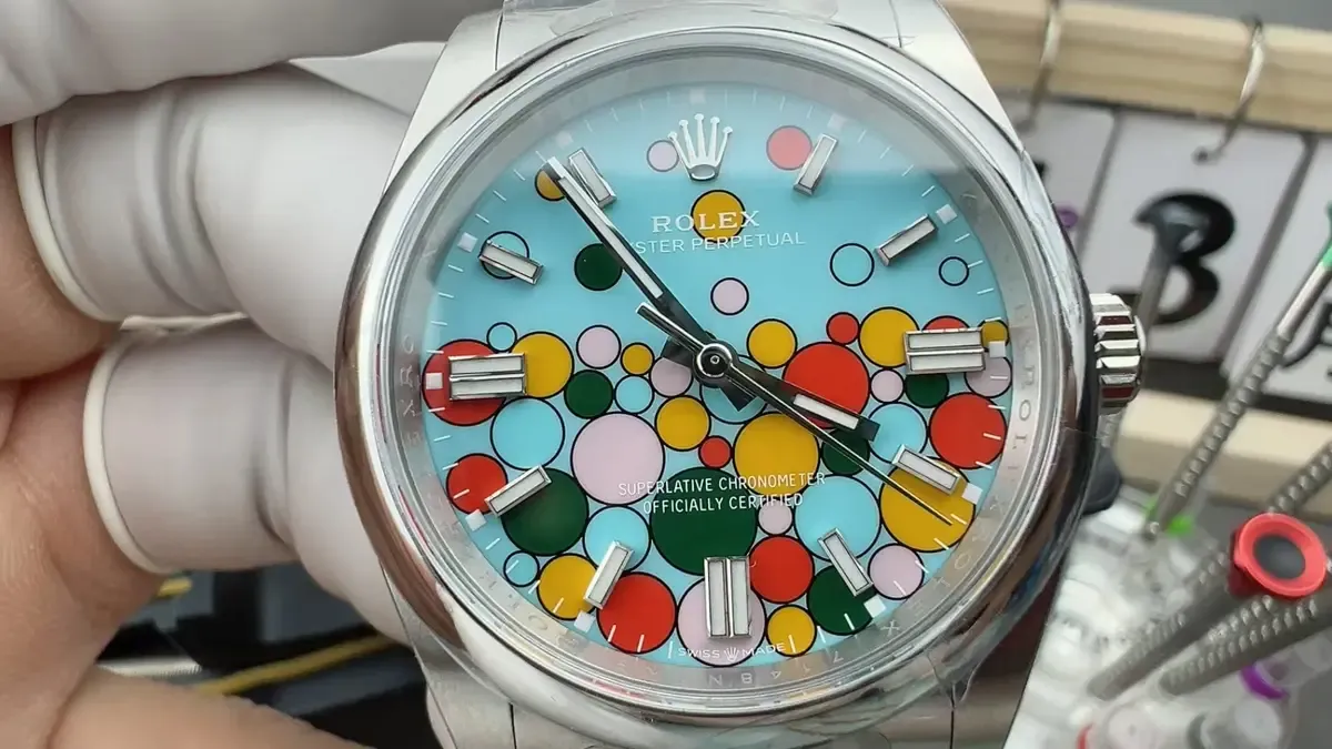 Clean厂蚝式恒动彩色气泡：从细节到机芯的全方位解析