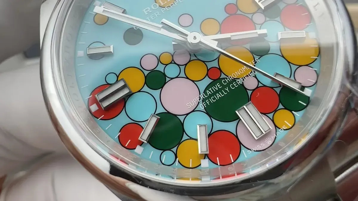 Clean厂蚝式恒动彩色气泡：从细节到机芯的全方位解析