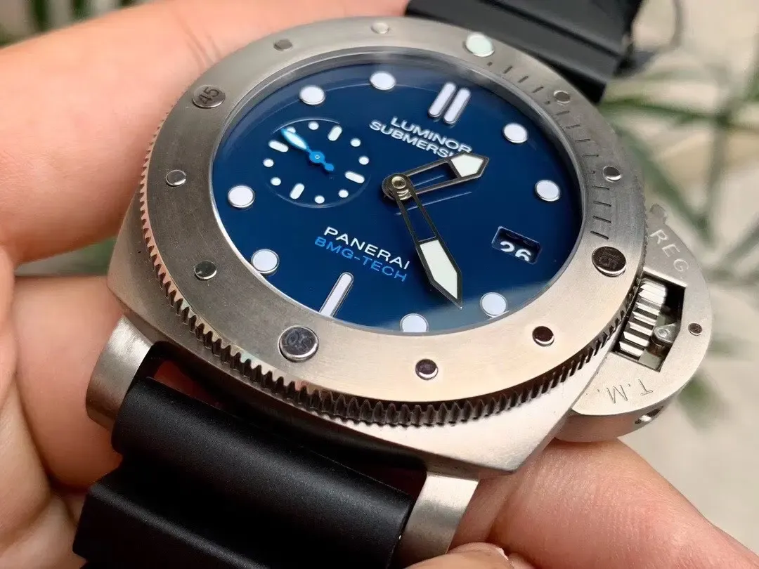 VS厂沛纳海692：钛合金材质与P9010机芯的完美结合