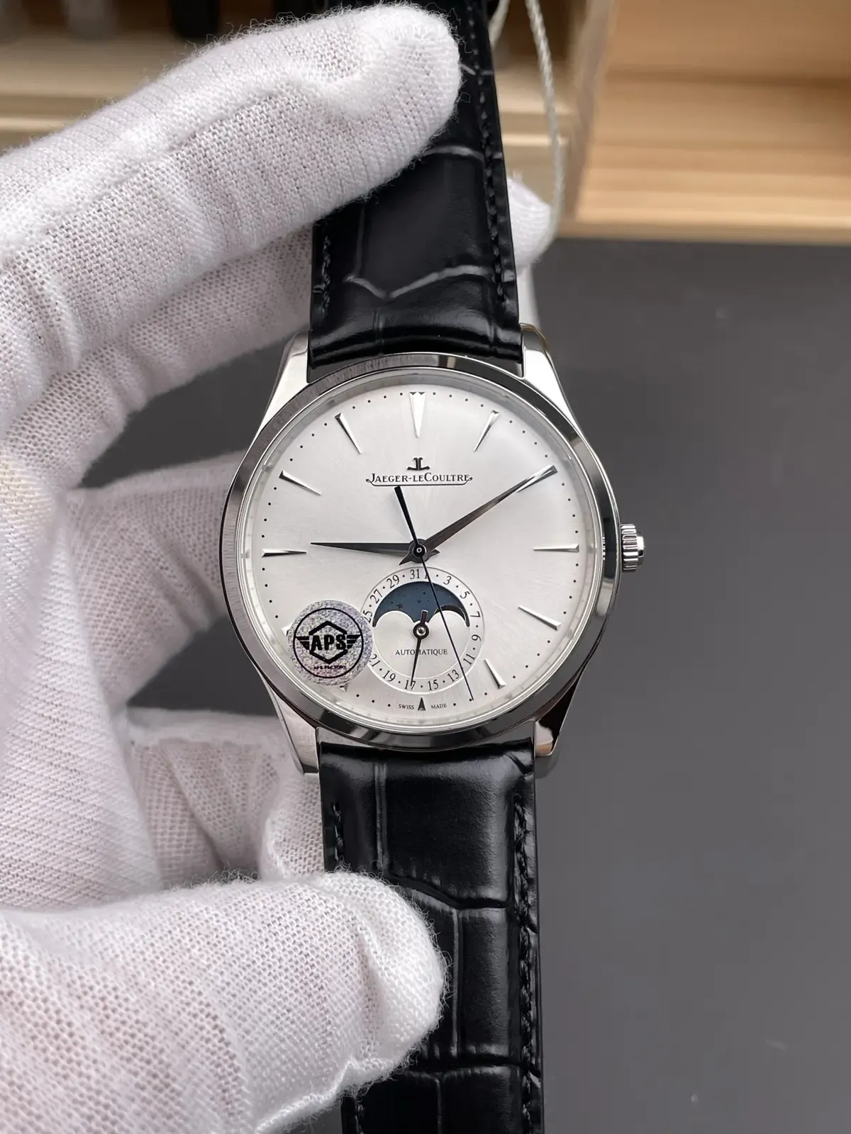 丹东925机芯稳不稳？APS积家月相大师细节实测来了！