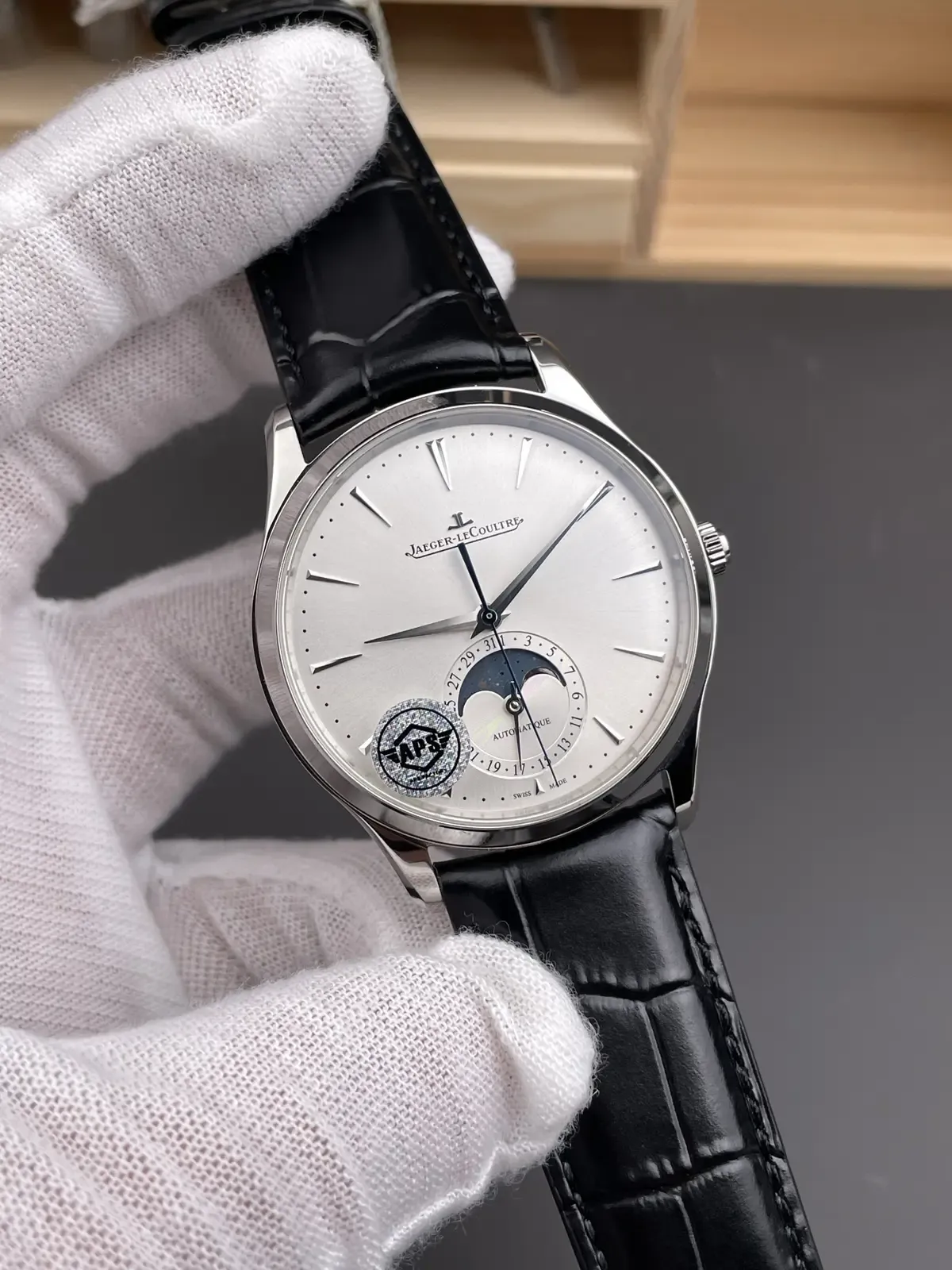 丹东925机芯稳不稳？APS积家月相大师细节实测来了！