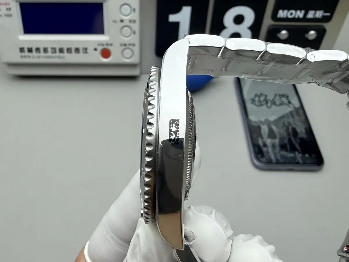 VS劳力士三代黑水鬼全方位解析，一篇看懂所有升级