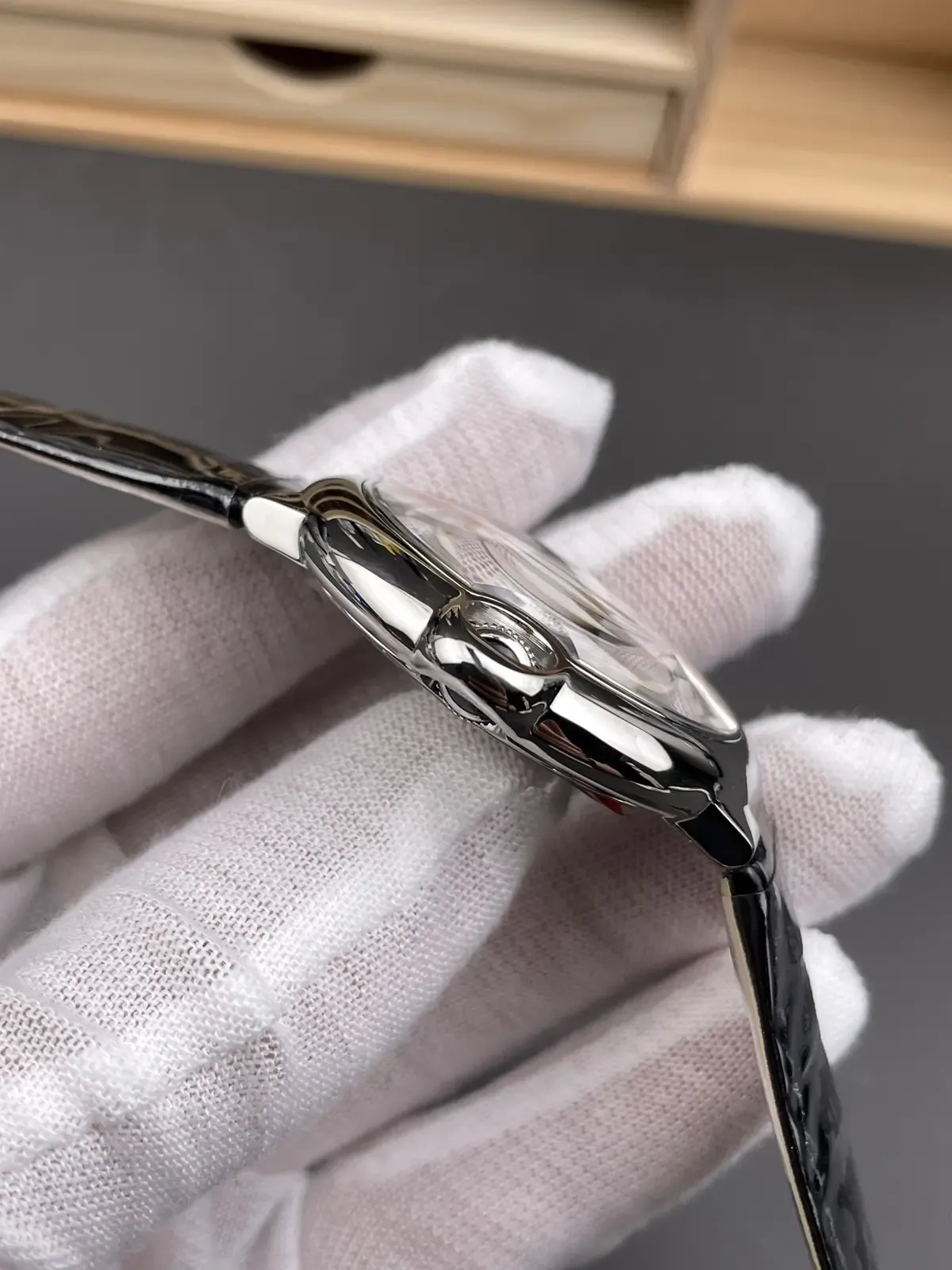 新手必看！教你选对AF卡地亚蓝气球42mm，拒绝翻车