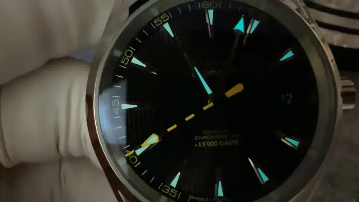 从外观到机芯全解析：VS厂海马150大黄蜂值不值闭眼入