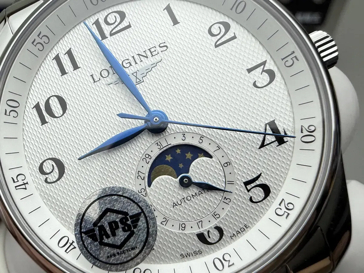 APS厂浪琴名匠月相V2对决GF厂：谁才是复刻界真王者？